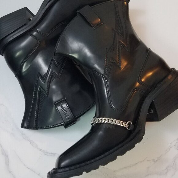 Untitlab AW Collection Untitled #13 Versatile Boot - Picture 3 of 9